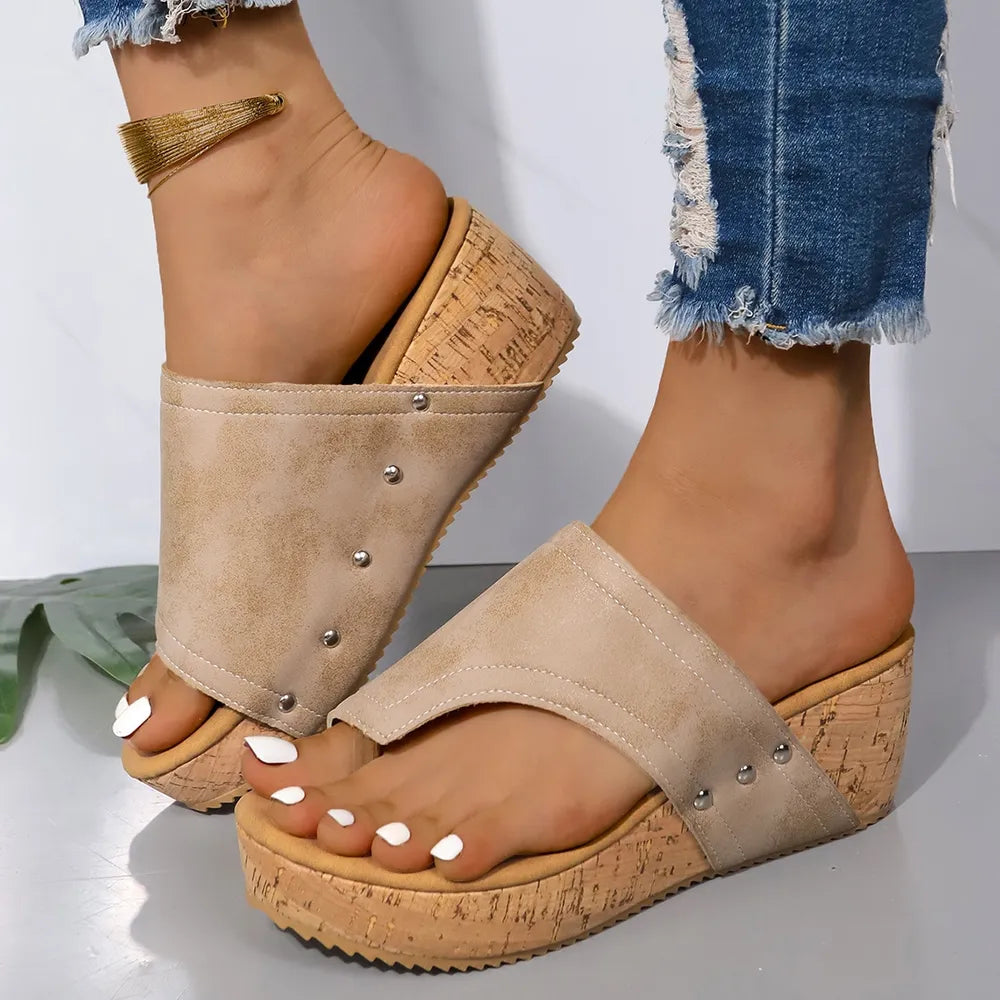 Feel-Good Wedge Sandals – Boho Chic Cork Platform with Toe Loop | Lightweight, Comfy & Stylish Summer Must-Have