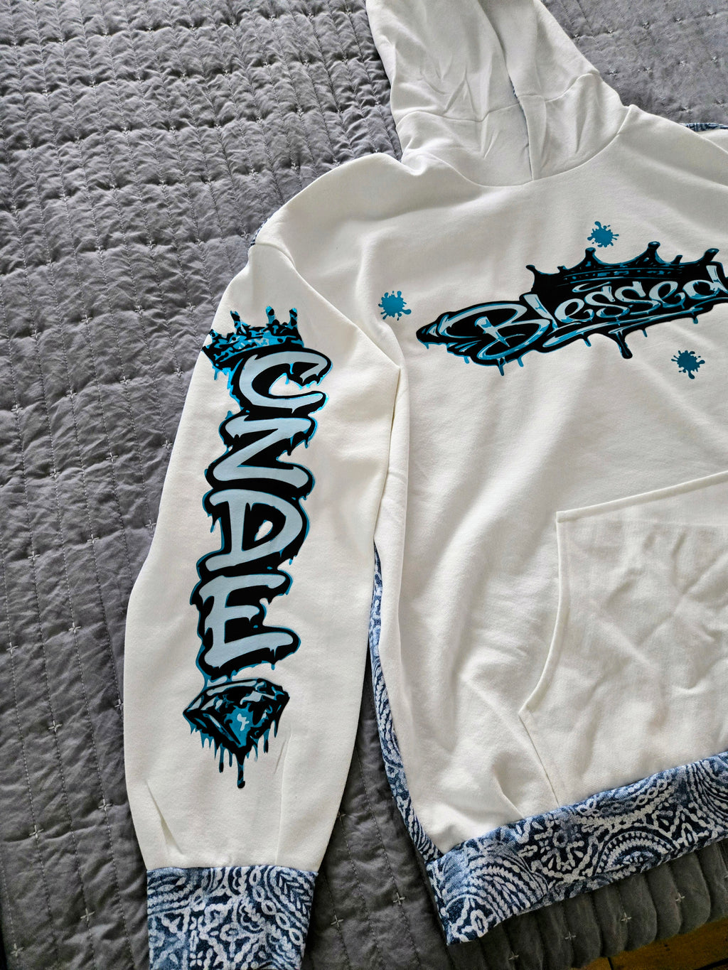 Blesseds Crown Graffiti Hoodie – CZDE Paisley Edition