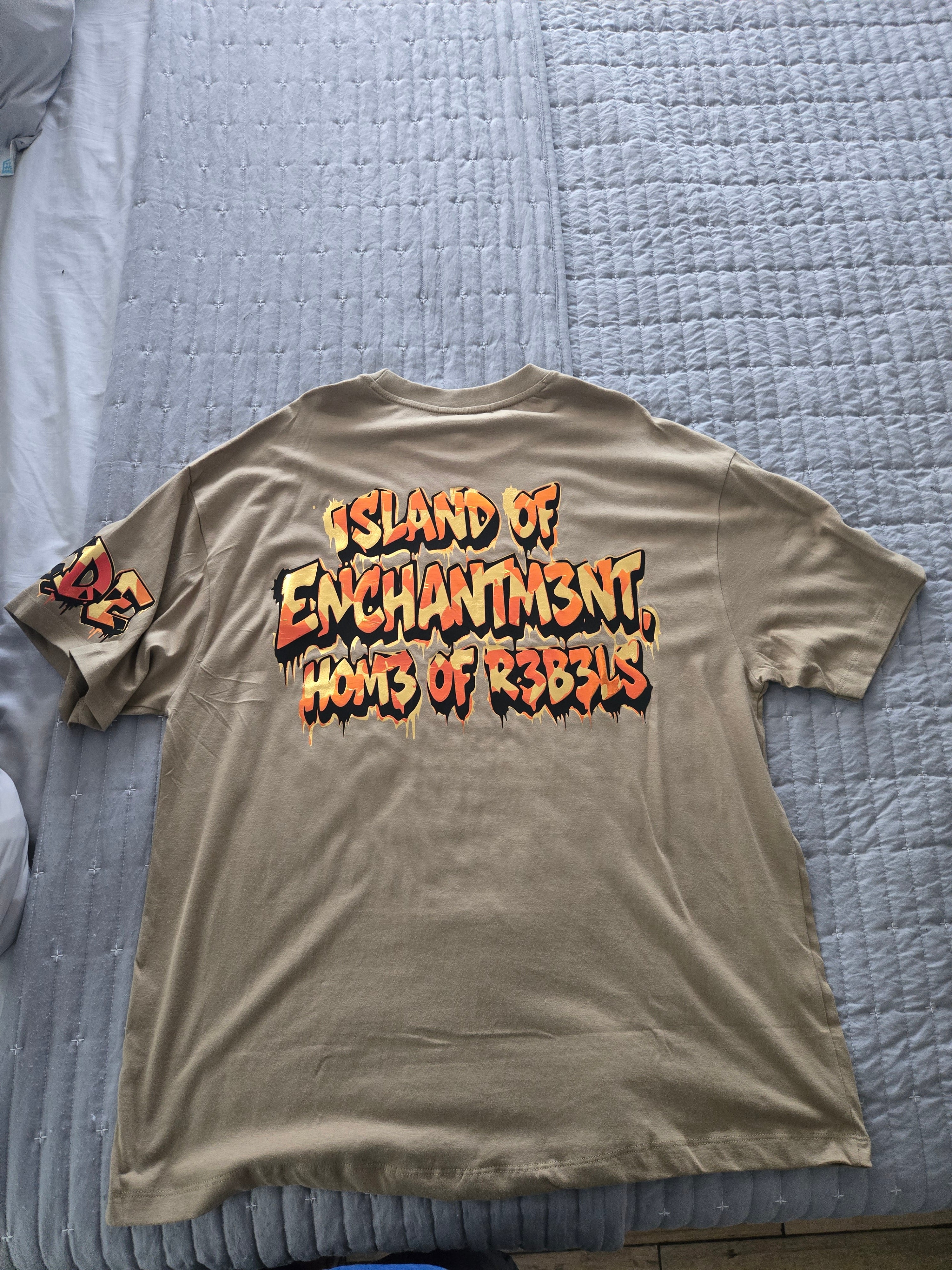 Island of Enchantment Oversized Tee – CZDE